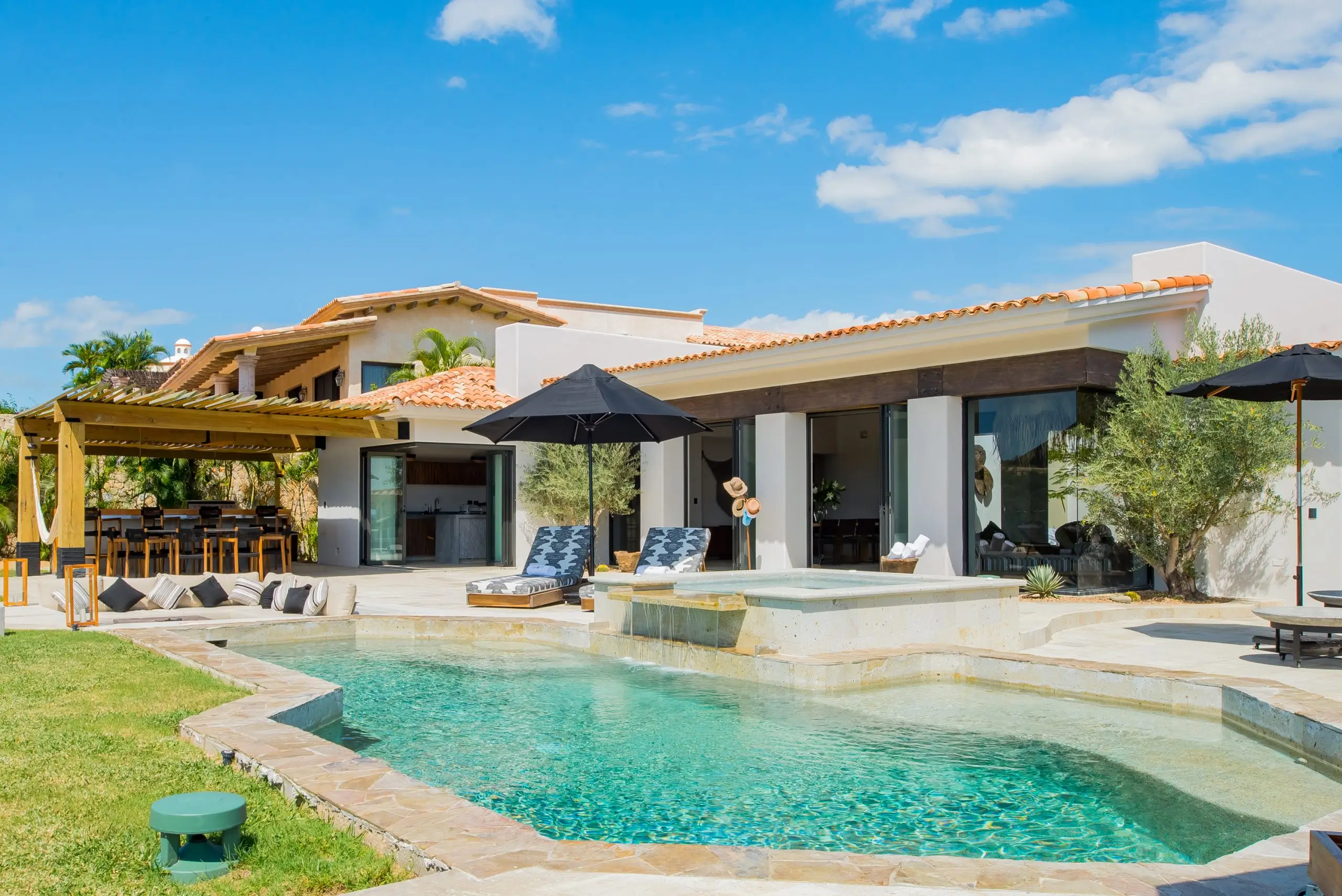 Estate Investment in Cabo Homes
