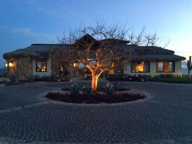 Los Cabos Mavila New 2 bed, 2 bath contemporary style Luxury Condo conveniently located on the second floor of Tower #1. Enjoys a spacious private terrace w Sunset/Ocean and soon golf course for sale