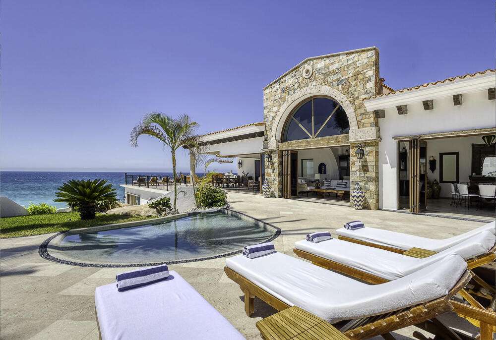 Los Cabos Solara Del Mar Casa Agave Solara del Mar | Experience the Grandeur of Casa Agave: Where Luxury Meets Certainty Stop buying promises and start securing your reality. Casa Agave at Solara del Mar is a definitive architectural statement, offering a rare combination of double-height volume and organic elegance. Spanning 2,721 sq. ft. (252.85 m²) of meticulously crafted space, this 3-bedroom residence is designed for those who demand immediate delivery and a ''Blue Chip'' lifestyle. Perched in the strategic hills of El Tezal, enjoy unobstructed vistas of Land's End from your private rooftop sanctuary while being steps away from fully operational, resort-level amenities. Your Cabo legacy doesn't start in – 3 Demasias de la Laguna, San Jose del Cabo, BS