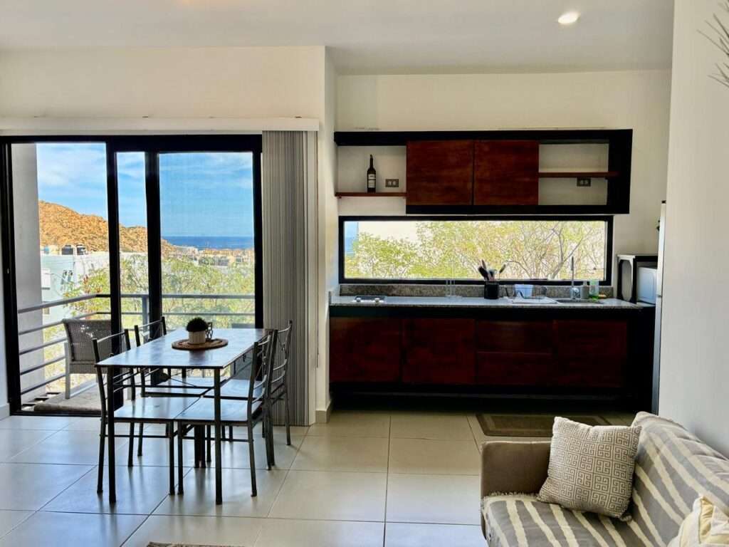Los Cabos Camino Del Mar Beautiful Townhome - This Townhome in Camino del Mar, El Tezal, offers unmatched value. Enjoy modern interiors, a rooftop terrace with iconic – A 204 SUNSET DON ALBERTO, Cabo San Lucas, BS