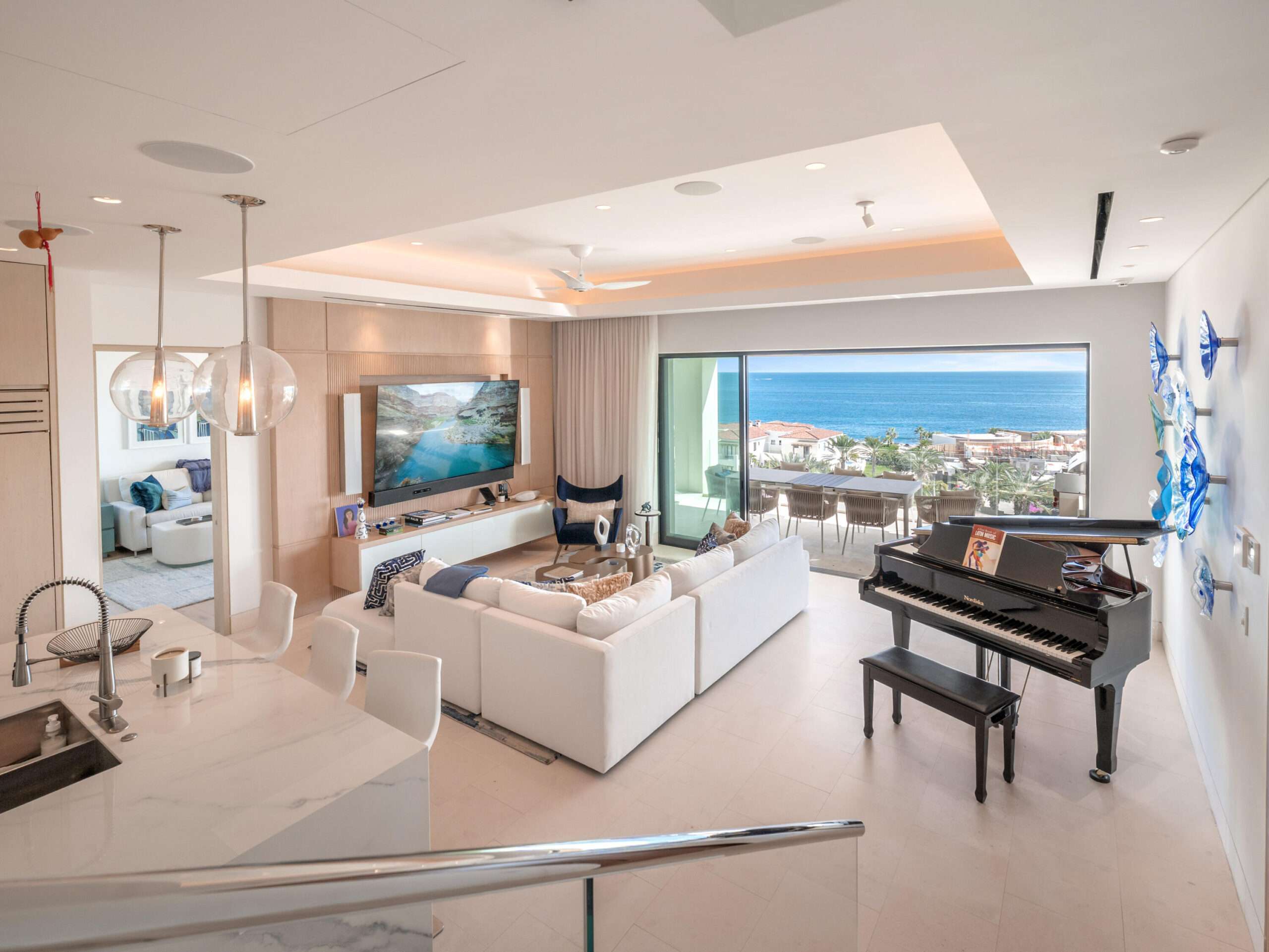 Los Cabos Cove Club Bungalow 10 in the gated Cove Club offers 4 bedrooms and 4 bathrooms with an open-concept design that seamlessly connects the kitchen, dining, and living areas to an expansive outdoor terrace. Ideal for entertaining and indoor-outdoor living. Enjoy sweeping, unobstructed for sale