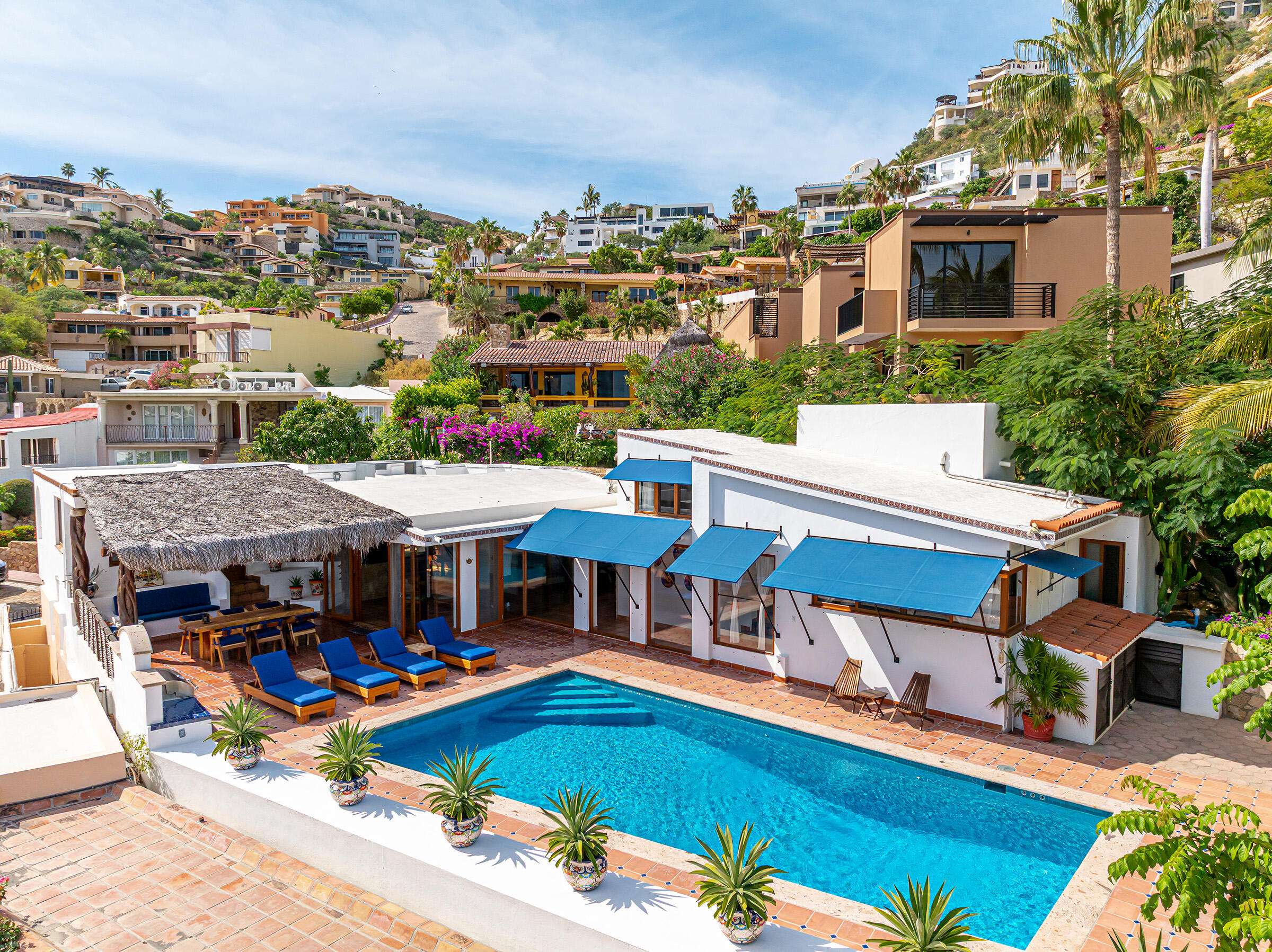Los Cabos Pedregal Csl Discover Casa Rosa in the exclusive Pedregal of Cabo San Lucas! This cozy home has a proven rental history, ideal for investors or as a second home with high return potential. Its smart layout creates a warm, functional space to enjoy with family or friends. Includes a private room with full bath, perfect for guests or rental income. Located in a gated community with 24/7 security, tennis courts, spa, private beach access, and close to the marina, restaurants, and Cabo's vibrant nightlife. Features a beautiful private pool to enjoy the Los Cabos weather. Casa Rosa blends location, comfort, and profitability. for sale