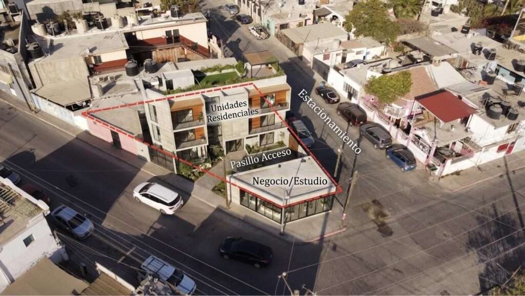 Los Cabos La Cima Descubre esta acogedora casa en La Cima, ubicada en una zona tranquila del corredor turístico de Los Cabos.La propiedad de dos niveles ofrece un diseño funcional con 2 rec/3 baños, ideal tanto para vivir tiempo completo y para inversión vacacional.En planta baja encontrarás espacios bien distribuidos que incluyen área de sala, comedor y cocina, creando un ambiente práctico para la vida diaria.En el segundo nivel se encuentra una estancia adicional, perfecta como sala de TV, oficina o área familiar, la cual tiene el potencial de convertirse en una tercera recámara, brindando mayor flexibilidad según las necesidades del propietario.Ubicada en una zona con fácil acceso a supermercados servicios y playas, esta casa combina comodidad, privacidad y excelente potencial de plusvalía en Discover this inviting home in La Cima, located in a quiet area of the Los Cabos tourist corridor. This two-story property offers a functional design with 2 bedrooms and 3 bathrooms, ideal for full-time living or as a vacation investment. On the ground floor, you'll find well-distributed spaces including a living room, dining room, and kitchen, creating a practical environment for everyday living. The second floor features an additional room, perfect as a TV room, office, or family area, which has the potential to be converted into a third bedroom, providing greater flexibility according to the owner's needs. Located in an area with easy access to supermarkets, services, and beaches, this home combines comfort, privacy, and excellent appreciation potential in Los Cabos. – CASA BELIA, Cabo San Lucas, Cabo San Lucas, BS
