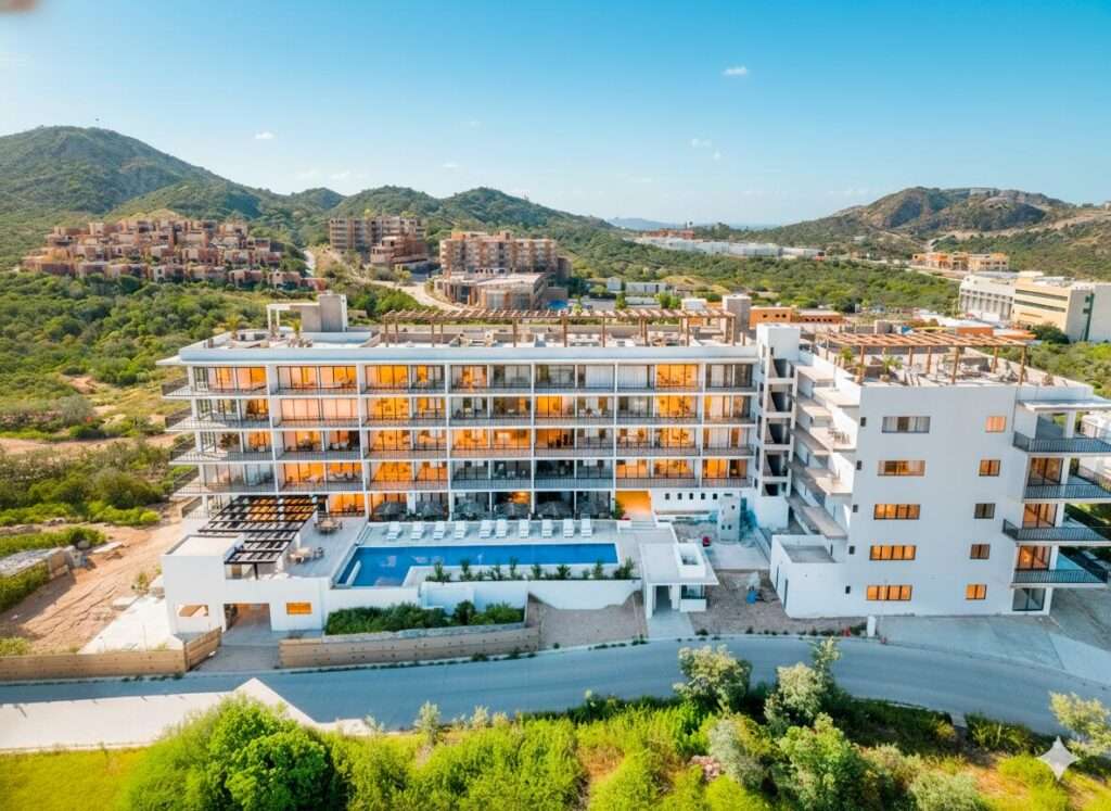Los Cabos Cora Where Milan meets Mexico in the ultimate example of contemporary architecture. The Aqua run offers far-reaching – Colorado Hills #403B, San Jose Corridor, San Jose Corridor, BS