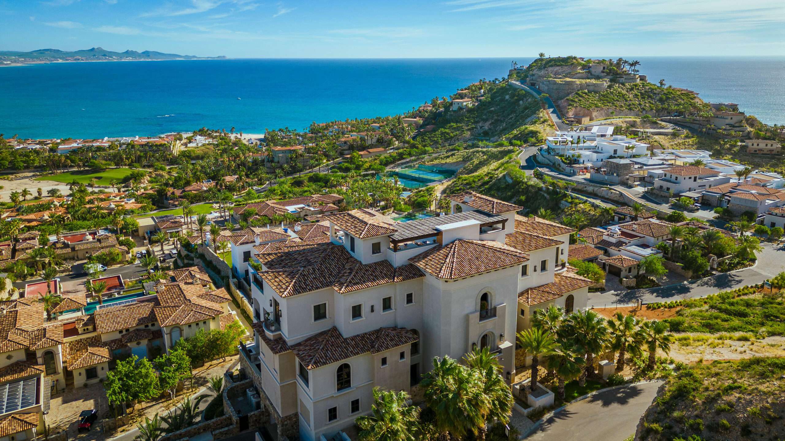 Los Cabos Espiritu Del Mar Like-new and impeccably maintained, this contemporary Ledges residence offers effortless, low-maintenance living with high-end finishes and a refined modern furniture package. Enjoy expansive ocean for sale