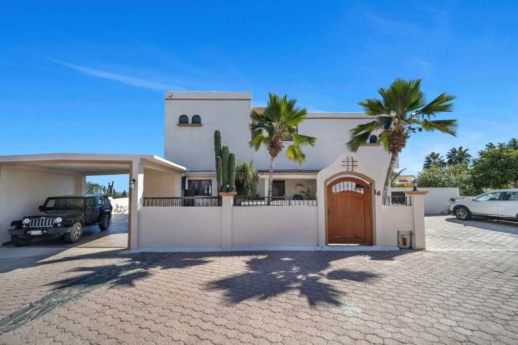 Los Cabos Cabo Del Mar Ecopark Spacious and well-maintained two-story home featuring 3 bedrooms, 2.5 bathrooms, and one of the largest floor plans in the Cabo del Mar development. This property offers rare amenities including a private pool, garden terrace, and built-in BBQ area. The home enjoys ocean – lot 17 Haciendas de Cortez, Cabo San Lucas, BS