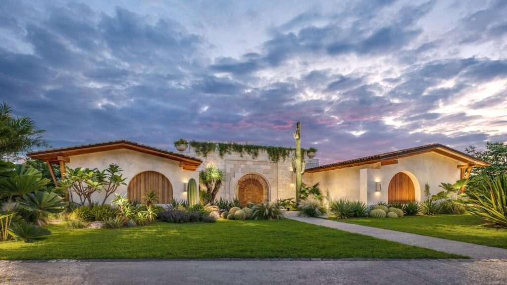 Los Cabos The Canyon Entre Piedras Welcome to The Canyon, San José del Cabo's only fully accessible master-planned community. This enclave of 39 Artigas-designed 4-bedroom homes offers three layout options, central air, four full baths, two-car carport, rooftop terrace with ocean – Lot 7 Palmilla Park, San Jose Corridor, BS