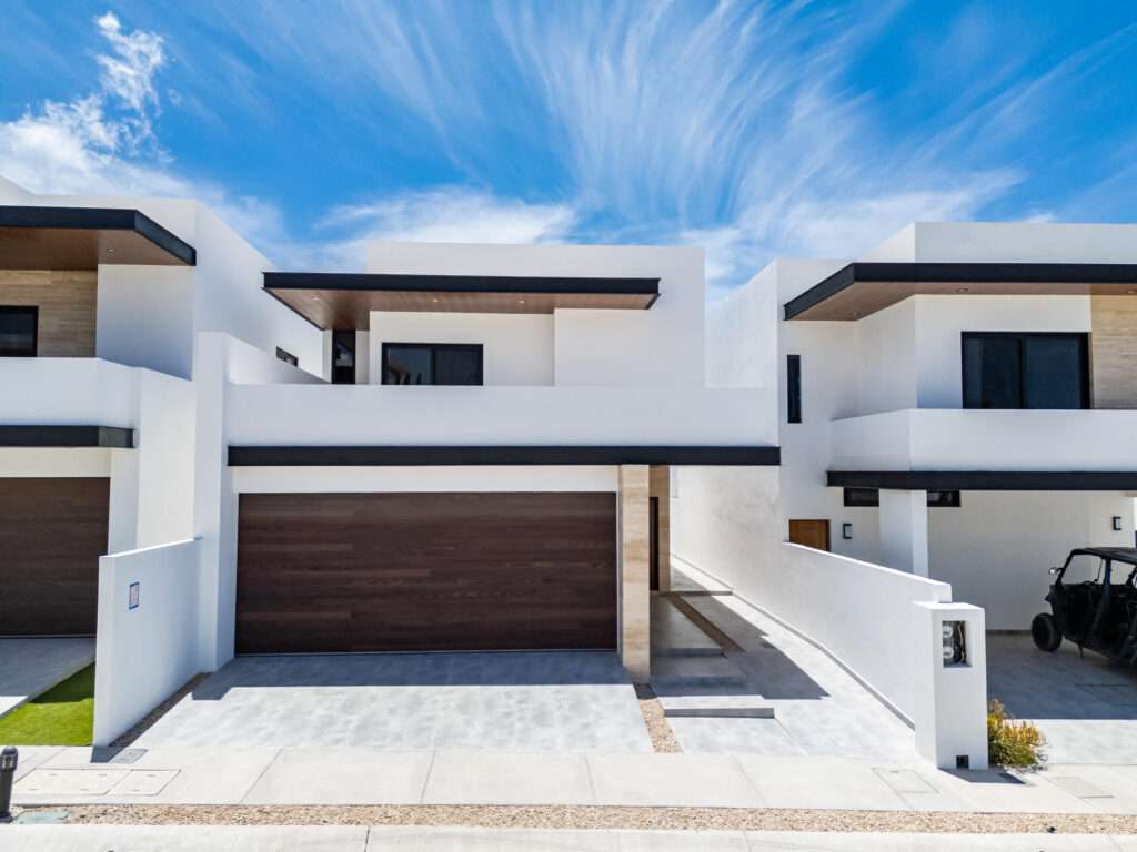Los Cabos Solara Del Mar Casa Pitahaya at Solara del Mar | Discover Modern Sophistication in the Heart of El TezalElevate your lifestyle with Casa Pitahaya, a standout residence that perfectly balances contemporary architectural precision with the organic warmth of the Baja landscape. Spanning a generous 2,872.9 sq. ft. of total construction, this 3 bedroom and 3.5 bathroom home is a premier investment in one of Cabos most sought after locations. Situated in the strategic hills of El Tezal, Casa Pitahaya offers a lifestyle of sophistication, certainty, and unparalleled design. A New Standard of Architectural LivingCasa Pitahaya is a masterclass in two story functional design. The residence is characterized by its clean lines and an open concept layout that invites natural light into every corner. With 2,259.6 sq. ft. of air conditioned living space, the home features a seamless transition between the gourmet kitchen and the spacious living areas. It is a space designed for those who appreciate fine craftsmanship and a layout that breathes.The Rooftop Horizon: Your Private Vantage PointThe true distinction of Casa Pitahaya is its expansive private rooftop. Designed for the ultimate Cabo entertainer, this elevated space offers spectacular and unobstructed vistas of the iconic Arch and the Sea of Cortez. Whether you are hosting a sunset gathering or enjoying a quiet morning with panoramic – Pitahaya Solara Del Mar Luxury Villa, Cabo Corridor, BS