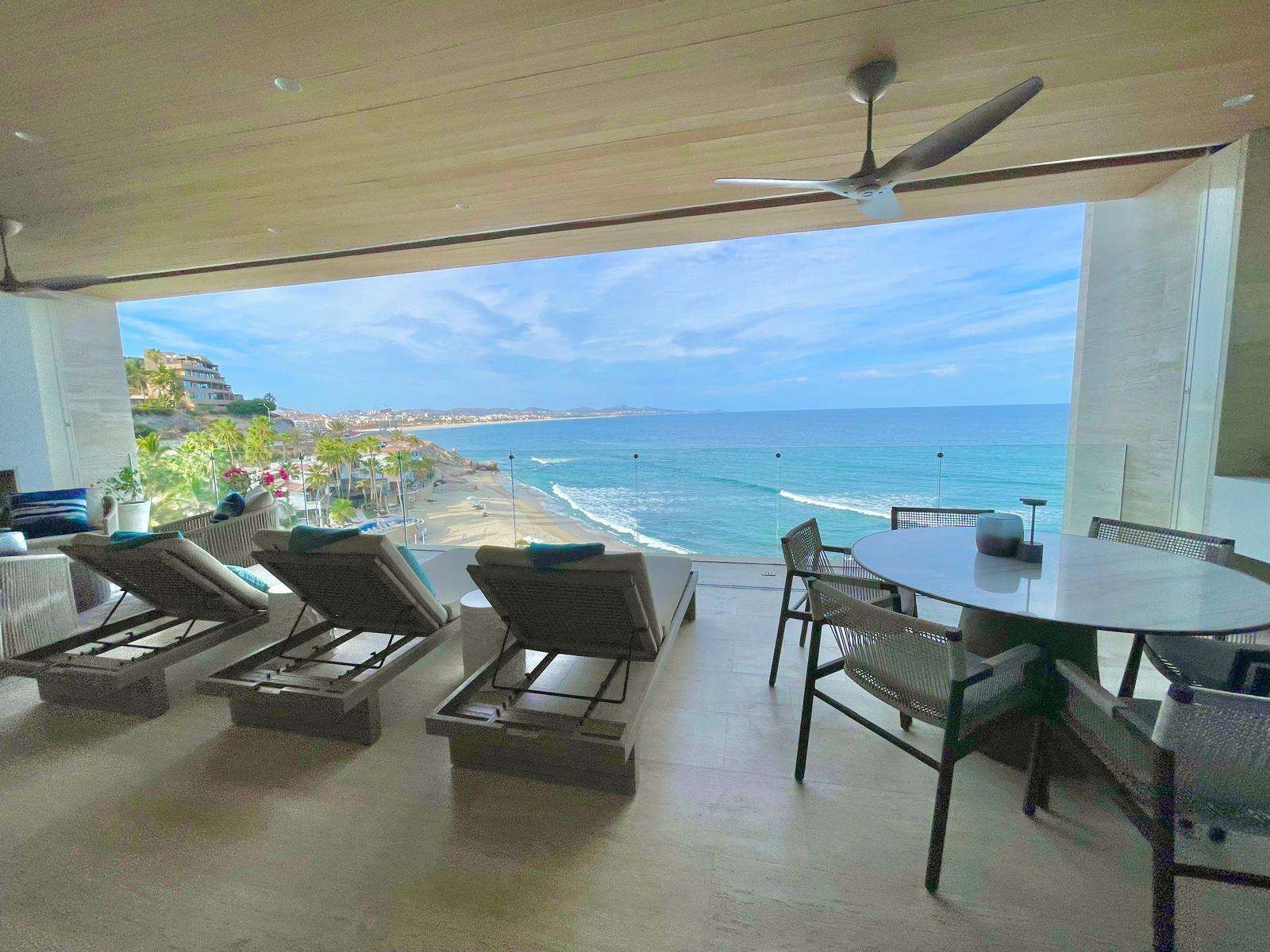 Los Cabos Section 28- Ocean Residences This luxury four-bedroom Ocean Residence condo offers an exceptional blend of comfort, elegance, and breathtaking ocean for sale
