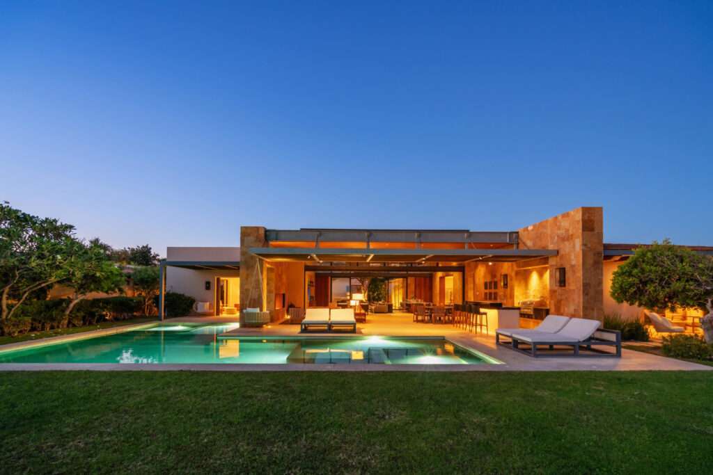 Los Cabos Villas Del Mar Located in a prime position with the best – Ritz Carlton Reserve, San Jose del Cabo, BS