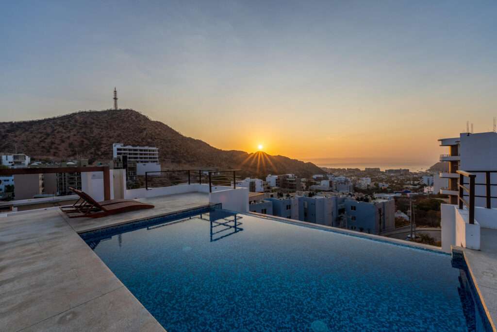 Los Cabos Fracc Lomas Del Cabo Furnished penthouse located on the top floor of HD Phase 1, featuring double-height ceilings that enhance space and natural light. From the private terrace, enjoy sweeping – SN DON ALBERTO, Cabo San Lucas, BS