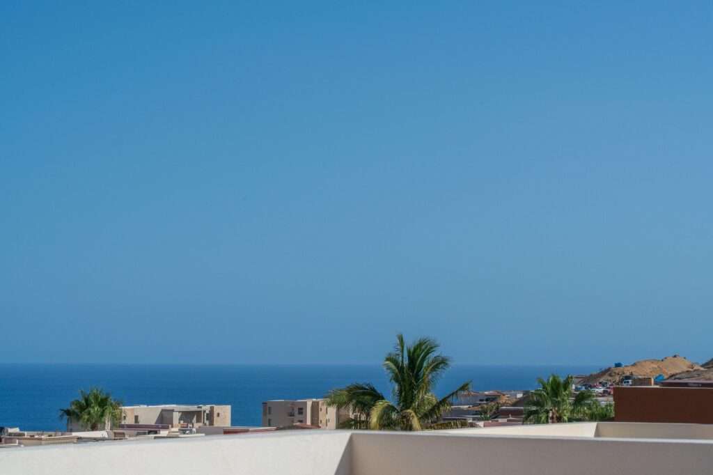 Los Cabos Fundadores Villa Maralta 62 offers contemporary coastal living in Puerto Los Cabos.This newly built 5-bedroom residence is designed around seamless indoor-outdoor flow, with main living areas opening toward the terrace, pool, and ocean – SN Via de Plomo Lot 12, Pacific, BS