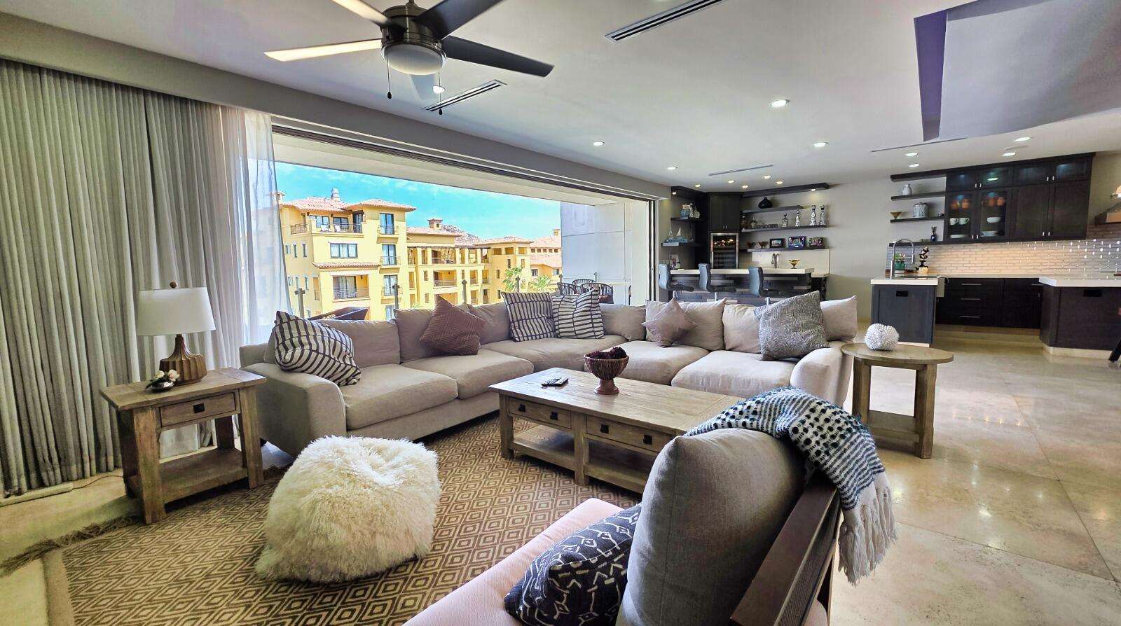 Los Cabos One Medano – 15 PASEO DE LA MARINA, Cabo San Lucas, BS